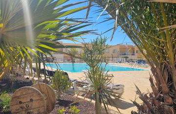 Ocean House - Photo 29