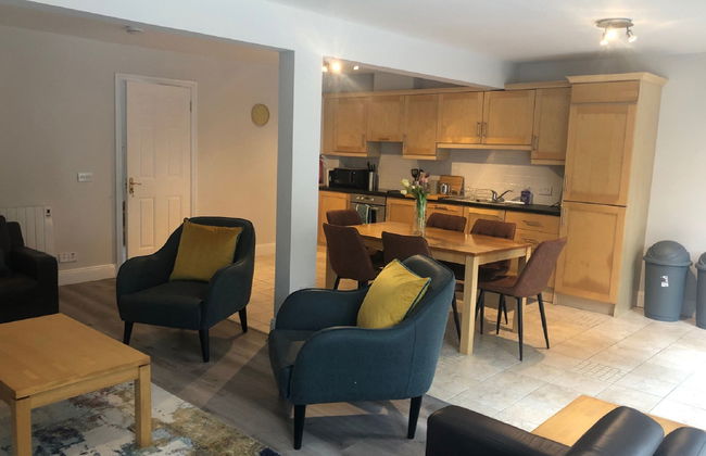 3 bedroom House in Nenagh with garden - Photo 6