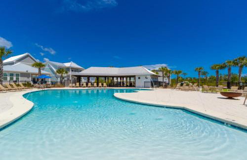 Sandy Cheeks Pet Friendly - Photo 8