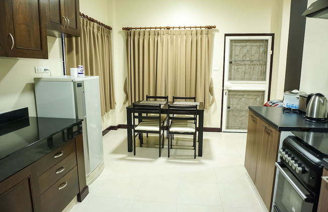 Family Villa Iona with Private Pool - Photo 14