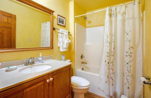 Sweet Cabin Rental for Family-Friendly Getaway near New Braunfels, Texas - Foto 11