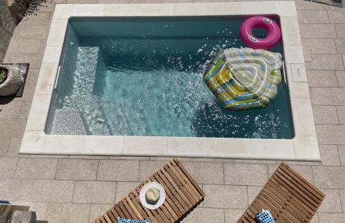 Holiday Home Cherry with pool - Photo 4