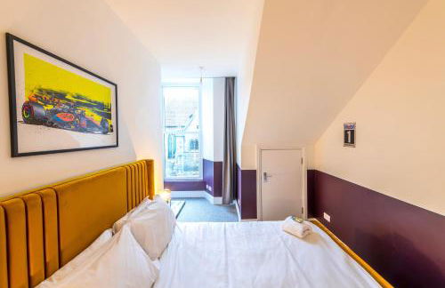 Modern Silverstone with FREE PARKING by Prescott Apartments - Foto 27