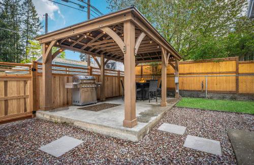 Perfect for Work & Play, 3BR 2BA with Office & WiFi - Foto 45