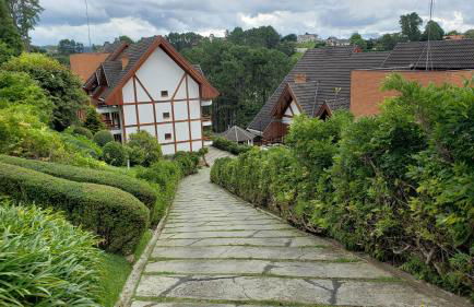 Belíssima COBERTURA no Condomínio Switzerland, o conforto que toda família merece - Foto 49