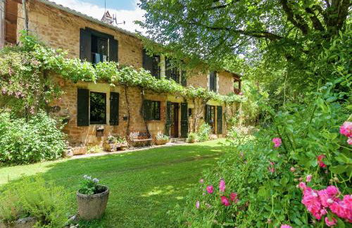 Spacious farmhouse with private heated pool in a rustic garden - Foto 61