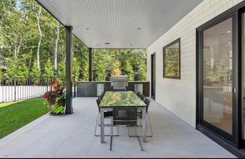 East Hamptons Modern 8 Bedroom New Construction - Foto 29