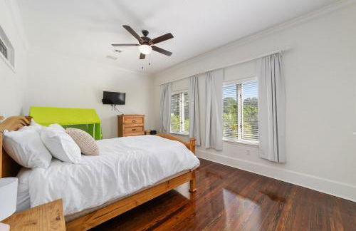 NEW Luxury Country Club Hot tub Gym Pool House Outdoor Kitchen EVENTS - Foto 13