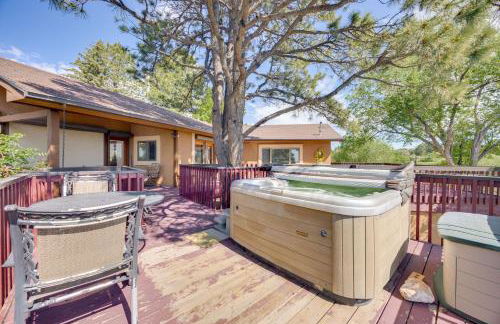 3 Mi to Garden of the Gods Quiet Home with Hot Tub! - Foto 1