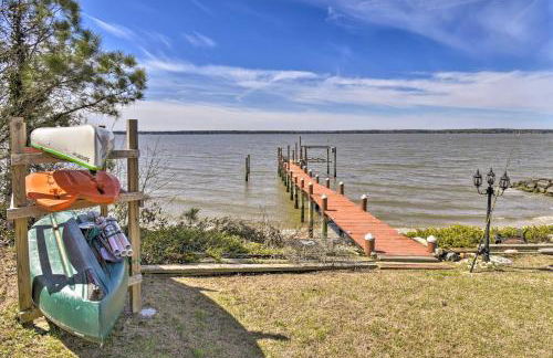 Gloucester Retreat with Backyard Oasis and Pier! - Foto 38