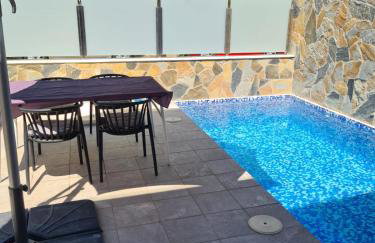 LUXURY 3 BED, 2 BATH DETACHED VILLA, PRIME LOCATION, ONLY 400 MTRS TO THE BEACH - Foto 4