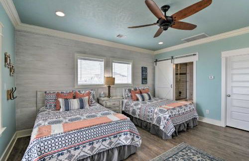 Steps to Crystal Beach Gem with Ocean-View Deck! - Foto 23