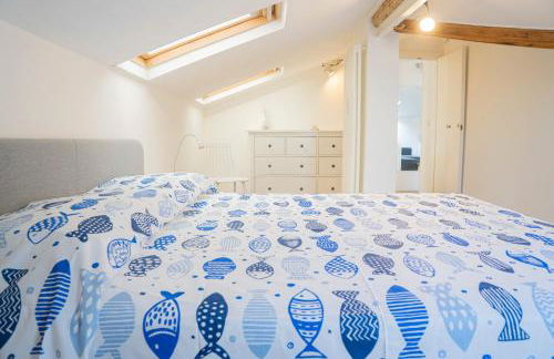 049 - Attico ELEGANTE, 10 minuti a piedi da MARE e SPIAGGIA - POSTO AUTO PRIVATO GRATIS - Foto 43