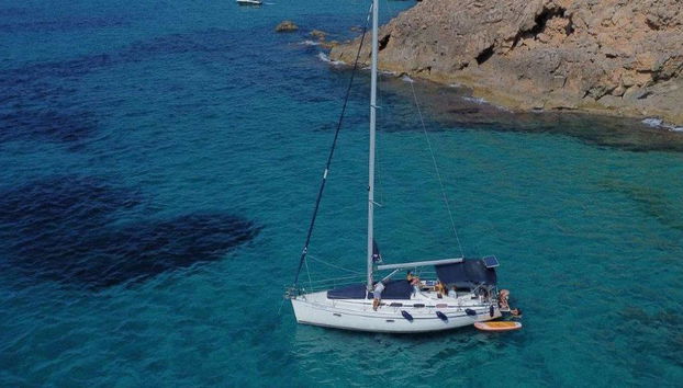 Navega medio día en velero:bebidas, comida y baño en el Mediterraneo, desde Palma - Grupos reducidos - Foto 5