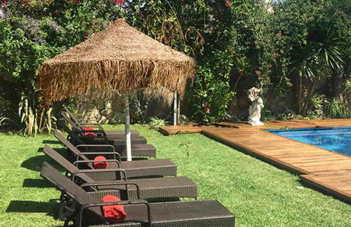 Villa de Lujo con Jardines y Piscina - Foto 39