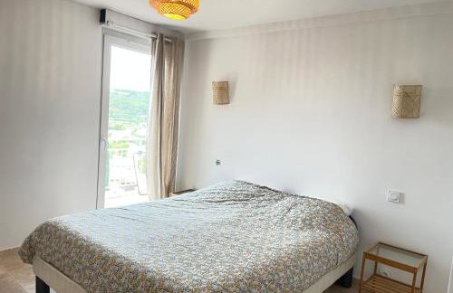 Vue mer incroyable, piscine, tennis et accès plage - 3 chambres - Photo 19