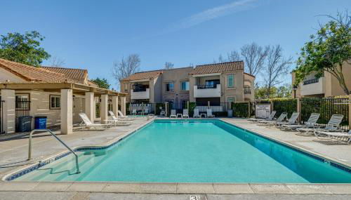 Pool Access and Balcony Updated Condo Near UCSD! - Foto 2