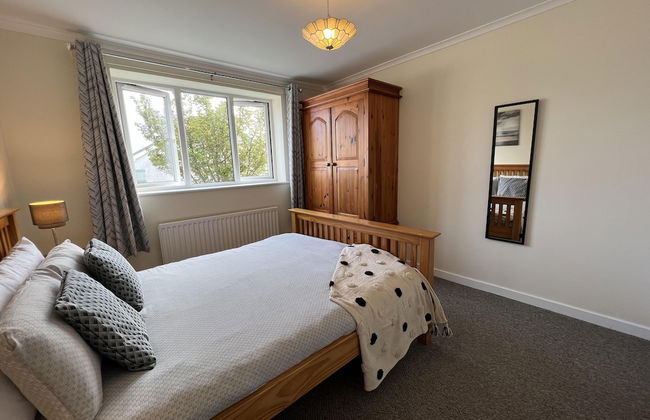 3 Bedroom Bungalow Moelfre- Private Garden,parking - Photo 7