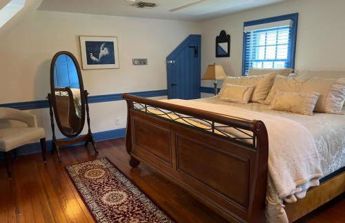 Vaux Hall Manor - 5BR Historic Farmhouse on Bay - Foto 22