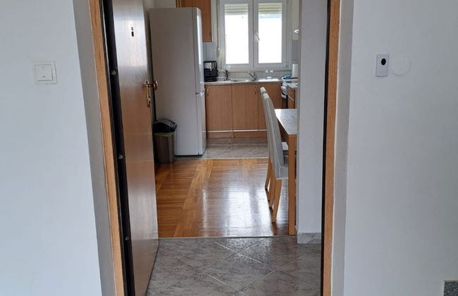 Slava - Close to the Mall - A1 - Photo 19