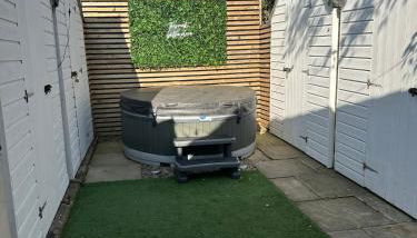 The Telephone exchange very quaint hot tub stay - Foto 4