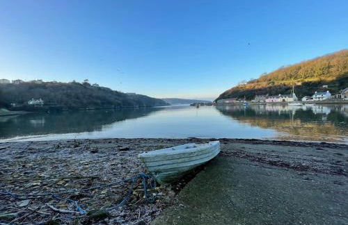 The Hut@Trefechan Wen - Coastal Coziness! - Photo 68