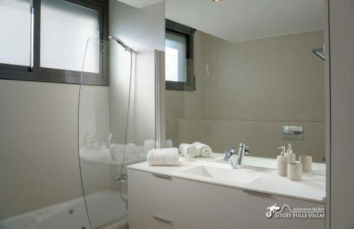 Villa Valentino Modern Villa with heated pool - Photo 23