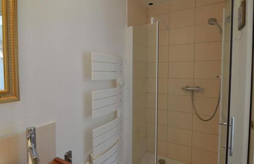 Denneville Coastal Escape with garden - Foto 33