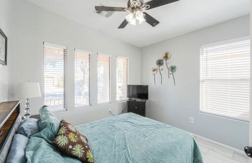 Private Mini Serene Oasis with Pool - Photo 35