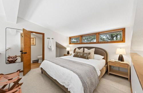 Updated 3BR Townhome Across From Holiday Valley - Foto 3