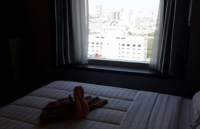 High Floor near Petchaburi MRT - Photo 3