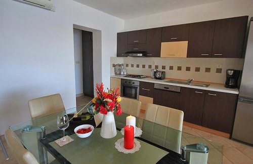 Beachfront Apartments Baricevic with Pool - Foto 29