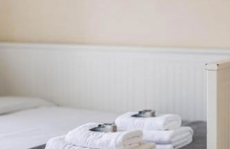 Cosy 2BR, Free Parking, 8min to City Airport - Foto 18