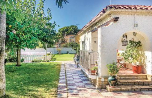 3 Bedroom Nice Home In Francàs - Foto 8