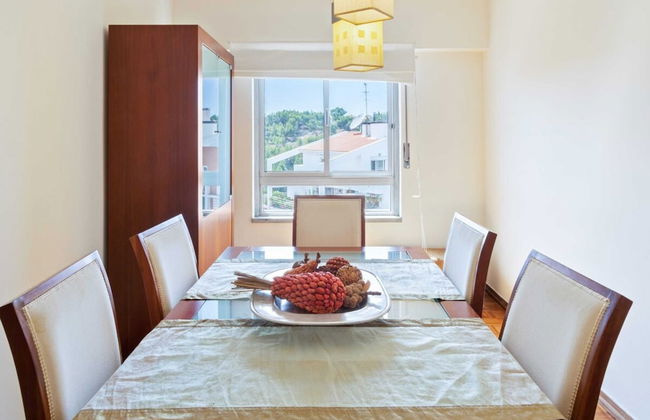 Lovely 2 Bedroom Duplex Apt w Terrace in Cascais - Photo 11