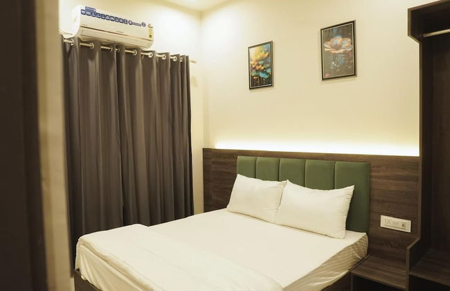 SAMBHAV VILLAS - Photo 16