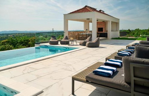 4 Bedroom Awesome Home In Dubravice - Foto 13