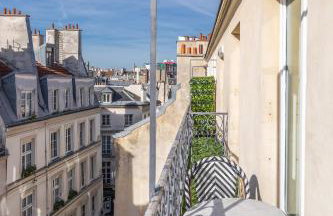 Le Marais - Iconic Penthouse with Balcony - Foto 25