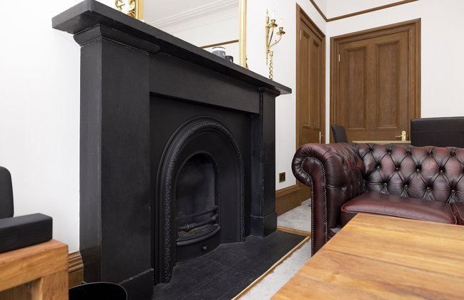 JOIVY 5 Bedroom Apt Near Meadows & George Square - Foto 98