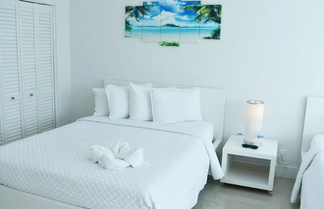 Castle Beach Club Apartments - Photo 21