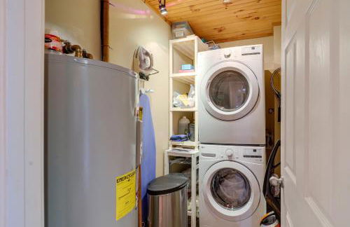 All-Season Retreat with Deck in Beech Mountain! - Foto 19