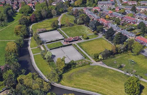 Flaxman Avenue - Lovely 4 bed home, 5 mins drive to York City Centre, Free superfast Wi-fi, Free on-street parking - Foto 25