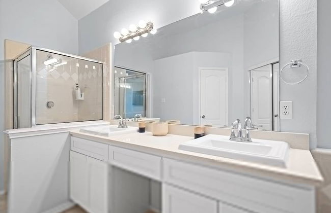 Perfect Frisco Home for Relocating Families Fun - Foto 15