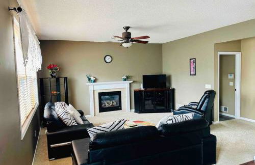 The Falmouth Villa with Peloton Bike - Foto 10