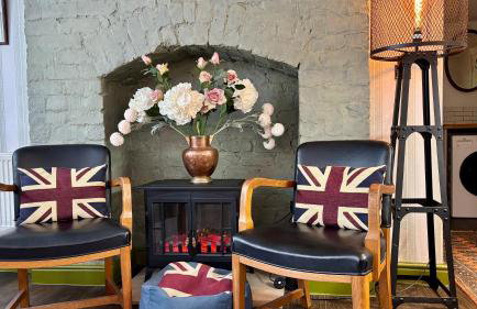 Ashleigh Buxton - Foto 31