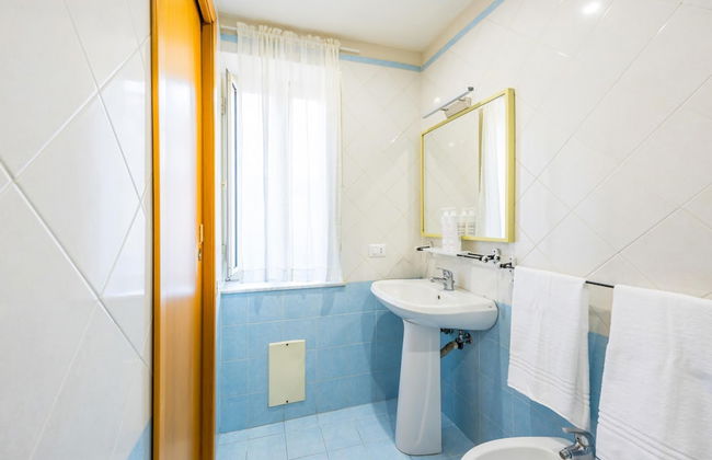 Vomero Duplex Apartment by Wonderful Italy - Photo 28