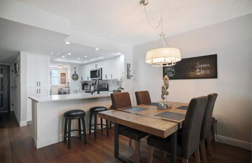 Fully Updated, Ground Floor, Poolside With Great Ocean View - Unit 49! - Foto 5