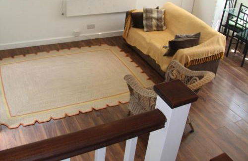 Woodlands Cozy Cottage in Gerrards Cross Sleeps 2 - Photo 9