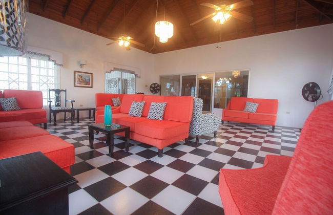 Kenwood Villa - Photo 16