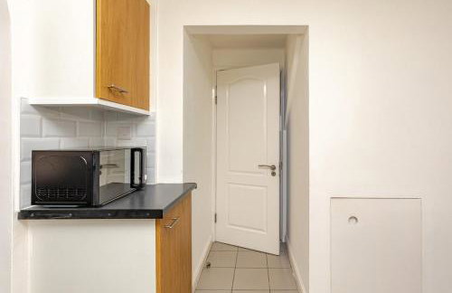 Modern & Spacious 3BR House Bracknell - Berkshire - Photo 23